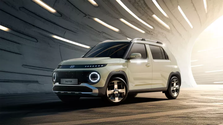 hyundai-inster-premiere-exterior-04 copy (1).jpg
