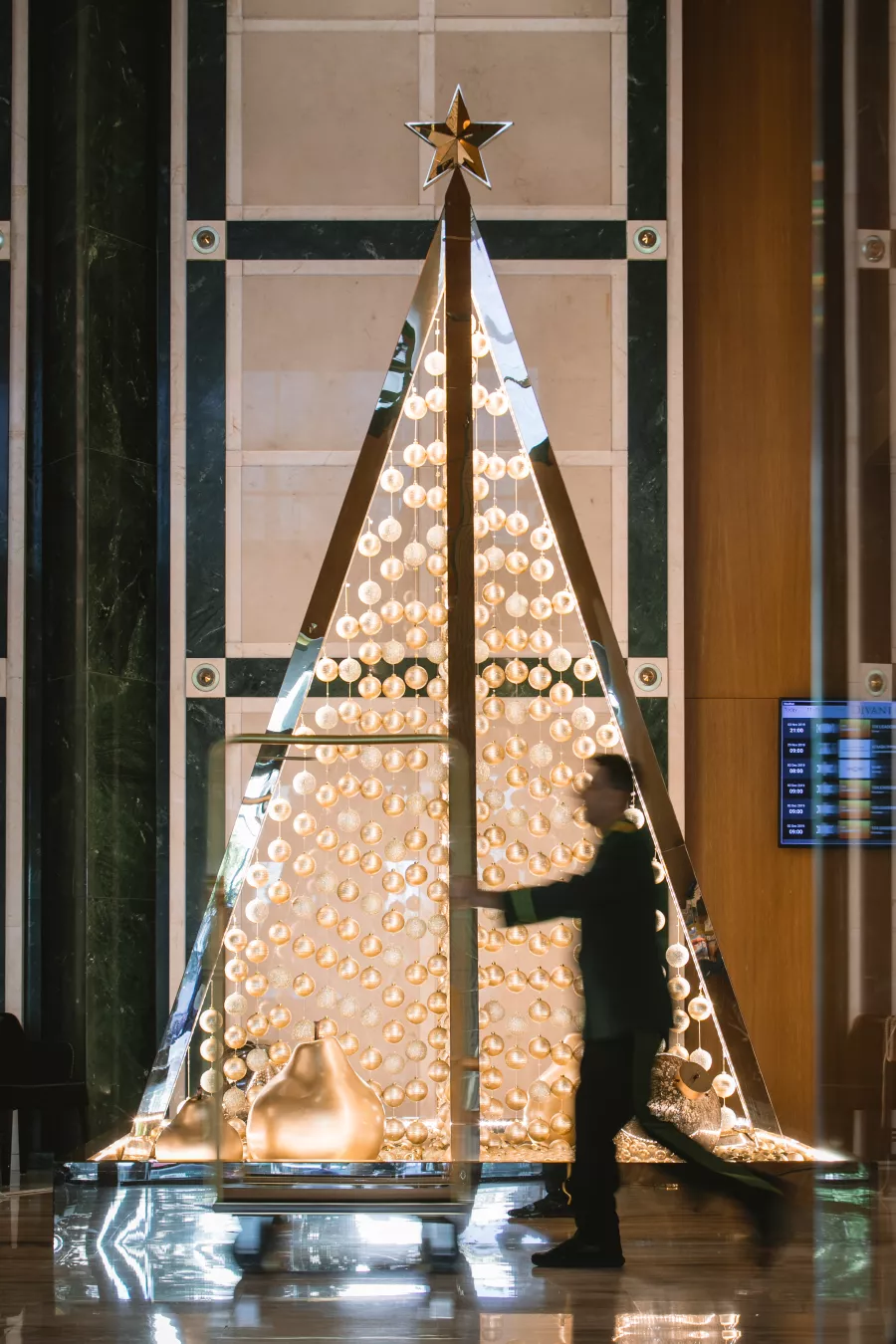 Caravel Christmas tree.jpg