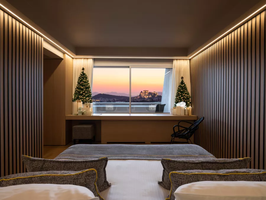 Divani Caravel Suite.jpg