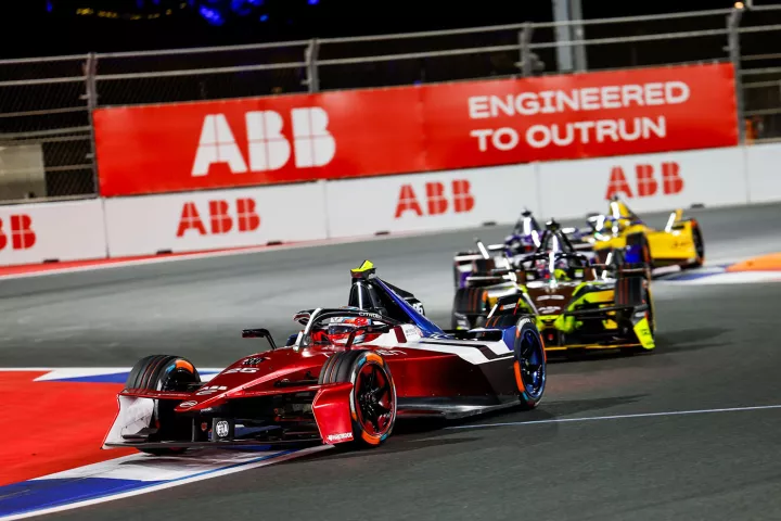 Citroën Formula E Team - JEDDAH_Race_6 copy.jpg