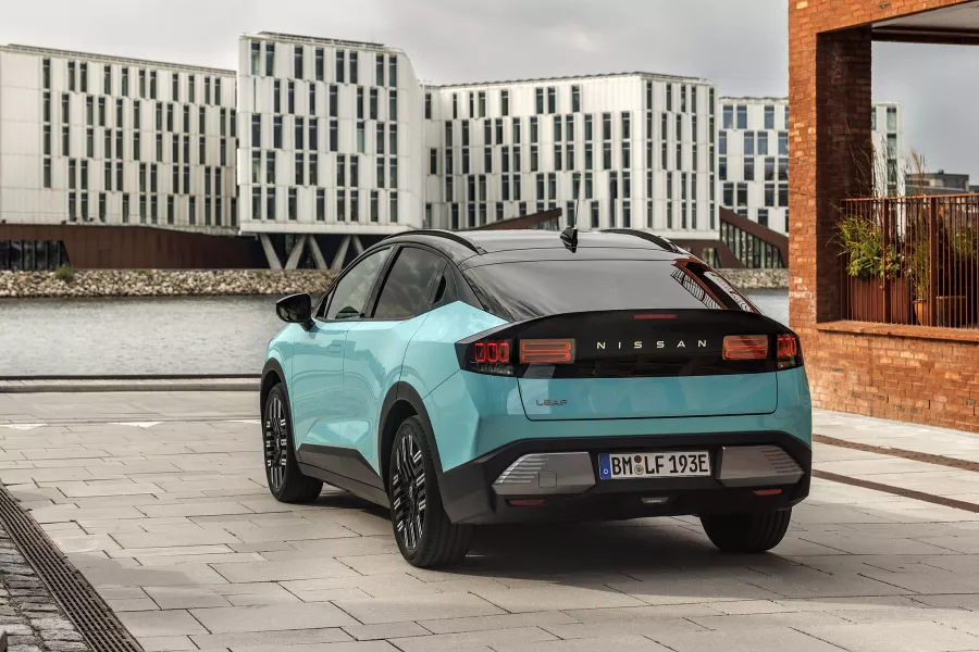 Nissan_LEAF015 copy.jpg