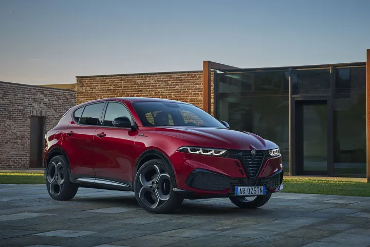 Alfa Romeo Tonale new 2026 (1).jpg