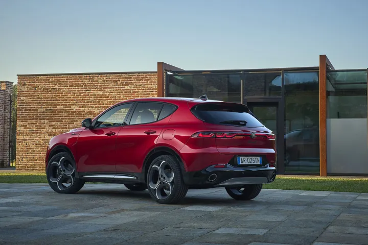 Alfa Romeo Tonale new 2026 (7).jpg