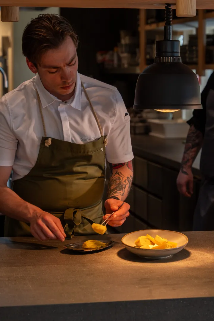 Chef Stathis Pantemarakis.jpg