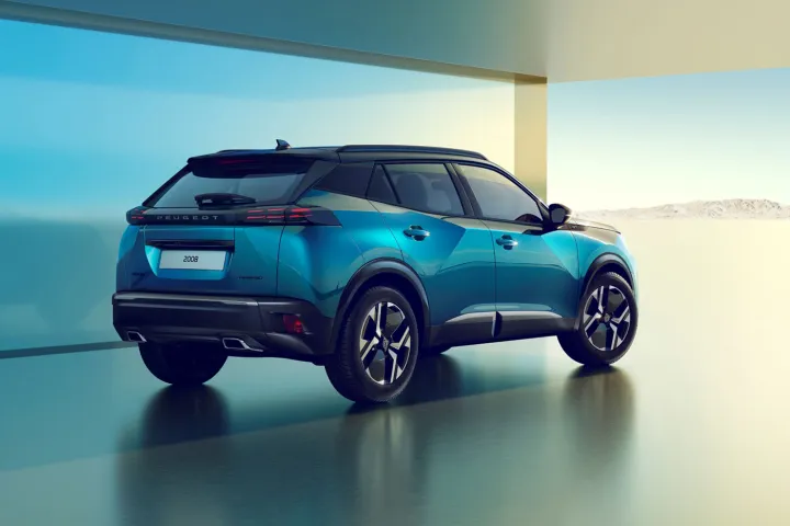 PEUGEOT_2008_2 copy.jpg