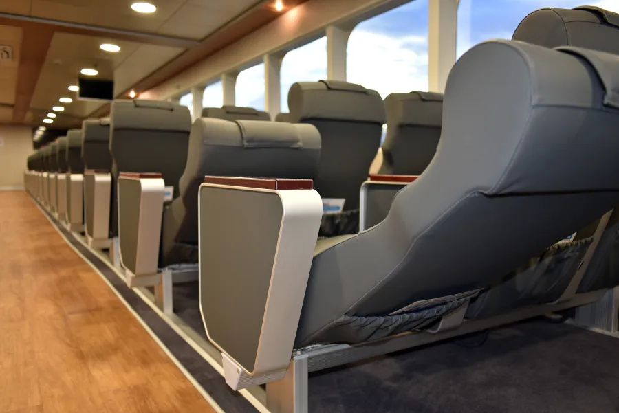 Platinum Class_04.JPG