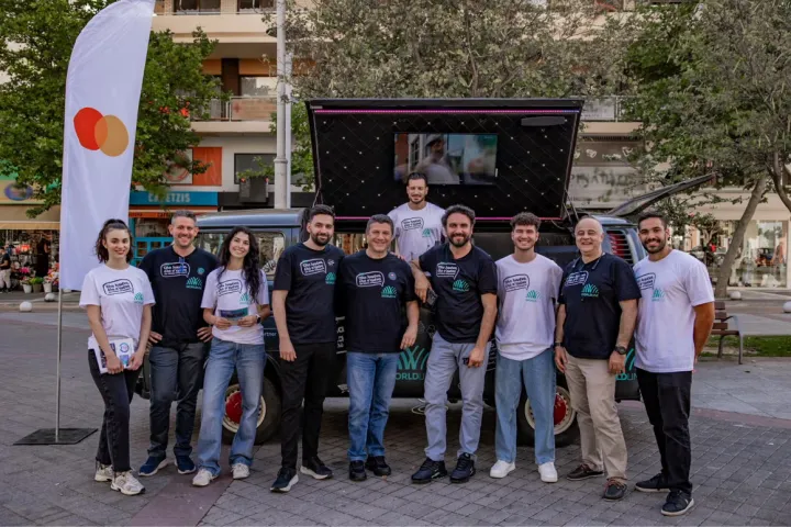 WL Greece Roadshow_1.jpg