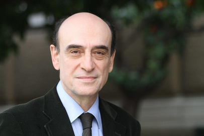 Π.Ε. Πετράκης, Καθηγητής Οικονομικών ΕΚΠΑ