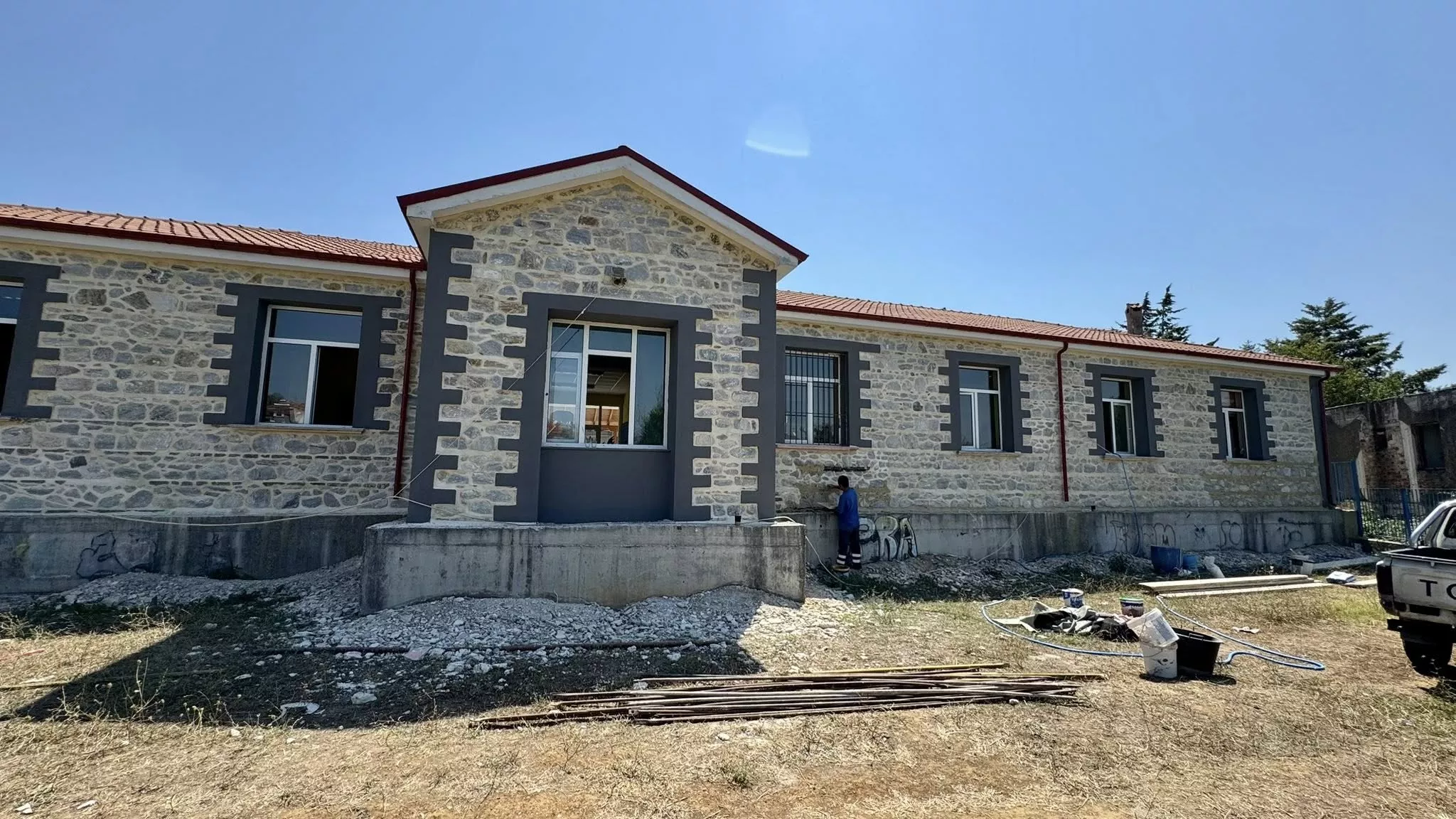 Επενδύοντας στη νέα γενιά: Η Ελληνικός Χρυσός αναβαθμίζει τα σχολεία του Δήμου Αριστοτέλη 