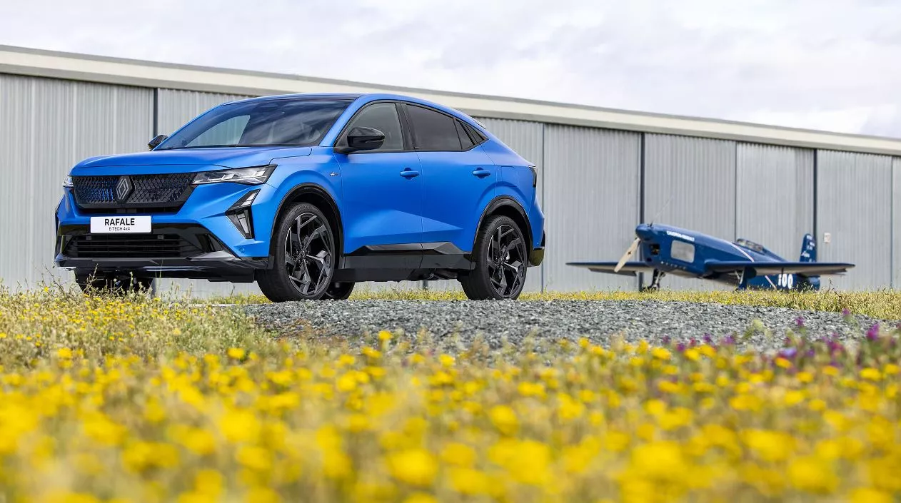 300 ίπποι, γερό κράτημα, γαλλικό στιλ και υψηλή τεχνολογία χωρίς εταιρικό φόρο 300 ίπποι, γερό κράτημα, γαλλικό στιλ και υψηλή τεχνολογία χωρίς εταιρικό φόρο