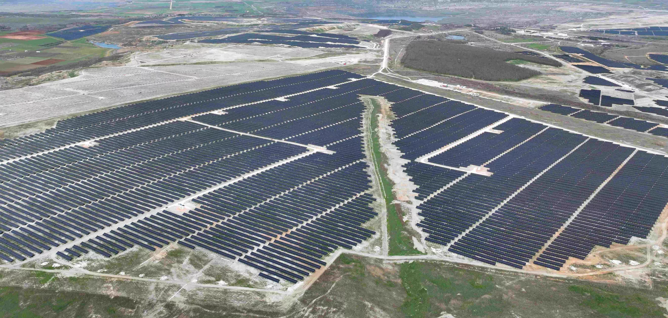 €10,1 δισ. επενδύσεις σε ενέργεια και τεχνολογία την τριετία 2026-28