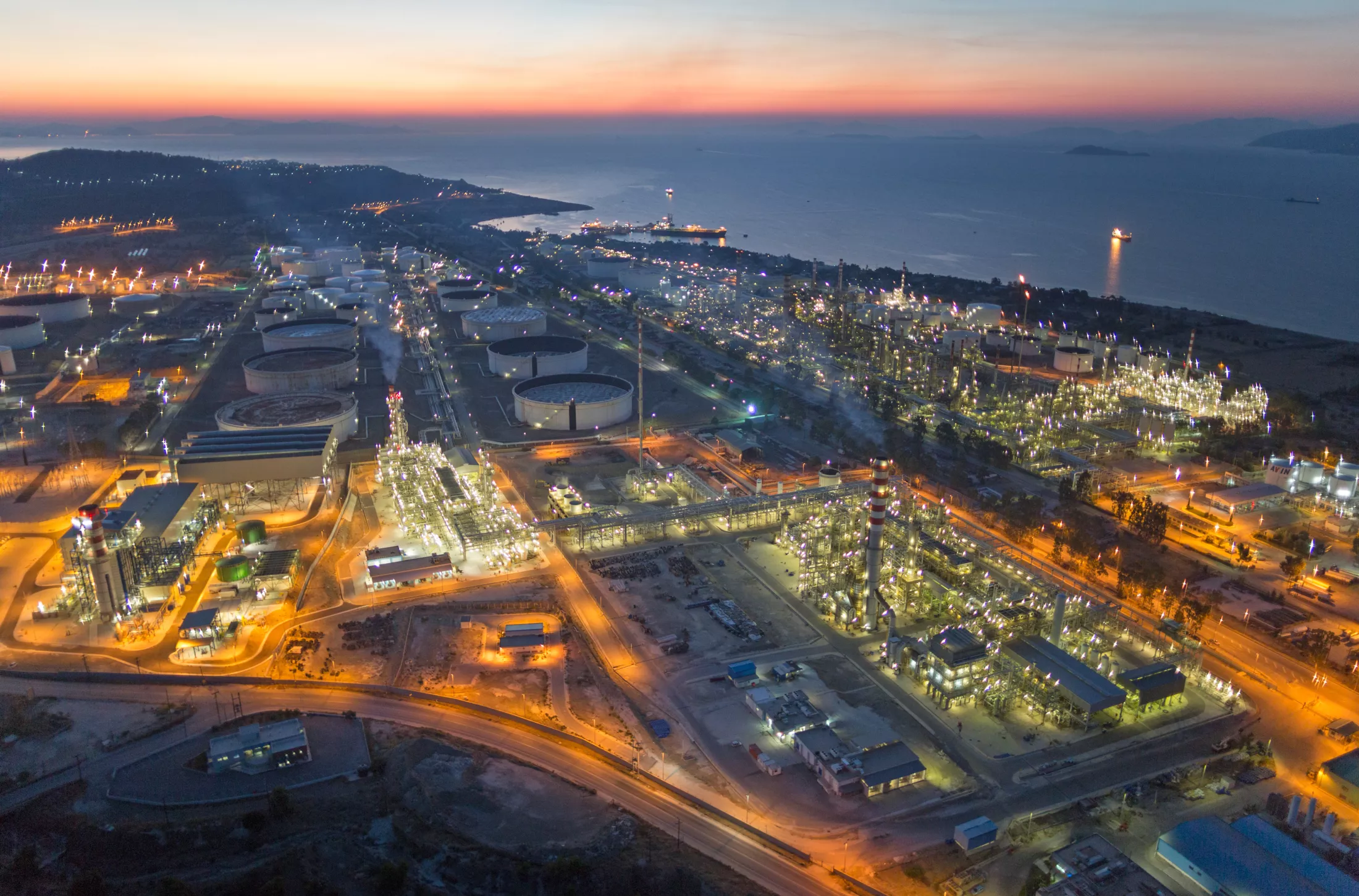 Motor Oil 2030: Ηγετική Παρουσία στη Νέα Ενεργειακή Εποχή