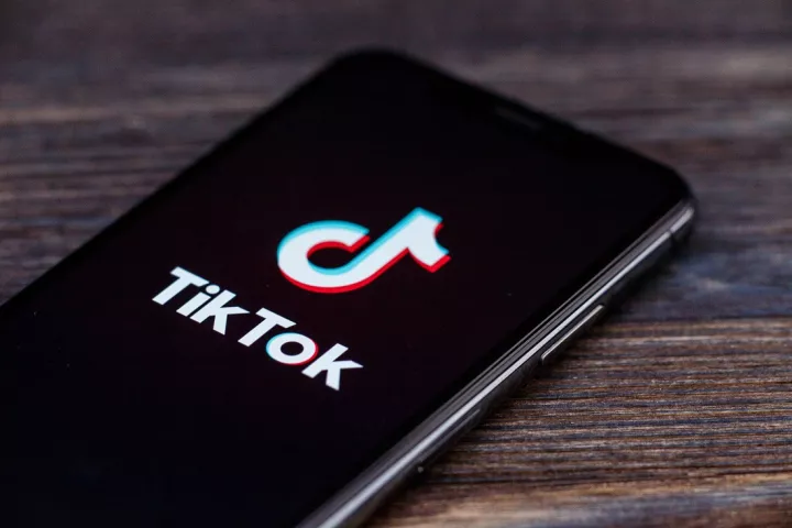 BBC: Το TikTok εισπράττει το 70% από τις δωρεές προς Σύρους πρόσφυγες