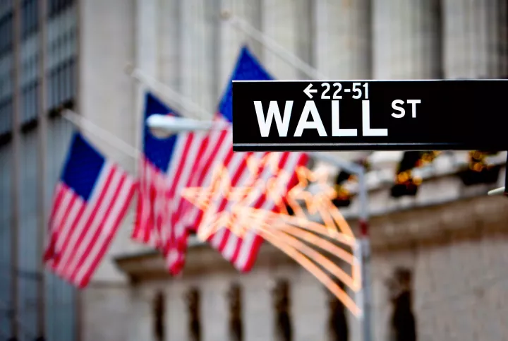 Kέρδη στη Wall Street - Άλμα άνω των 700 μονάδων στον Dow