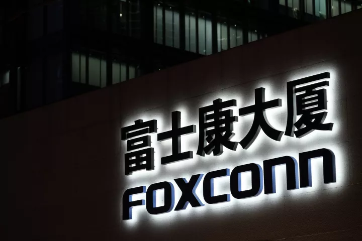 Foxconn: Σοβαρά επεισόδια στο μεγαλύτερο εργοστάσιο παραγωγής iPhone του πλανήτη