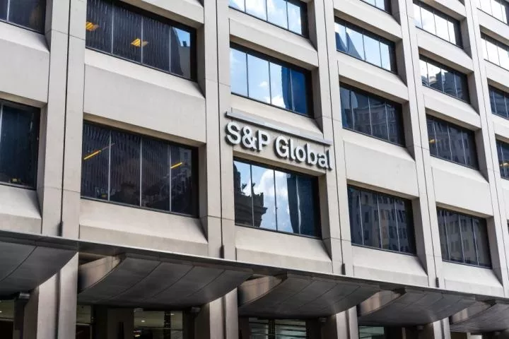 S&P Global: Βελτίωση του ελληνικού μεταποιητικού τομέα τον Μάρτιο