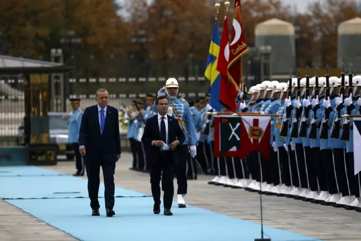 Γιατί ο Ερντογάν καθυστερεί την ένταξη της Σουηδίας στο ΝΑΤΟ