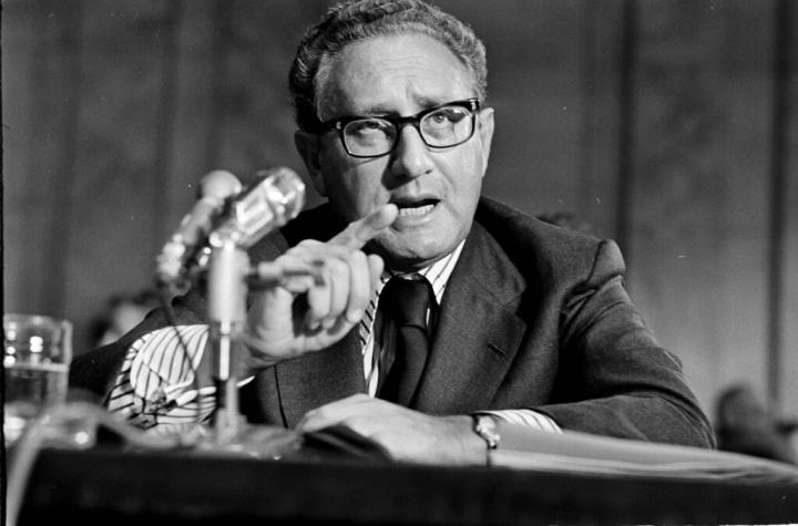 Όταν ο Κίσινγκερ ζητούσε από την Αθήνα να κάνει τα «στραβά μάτια» στην εισβολή