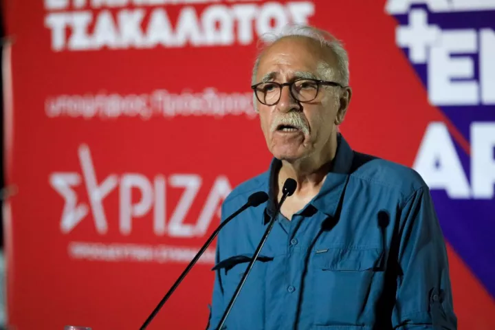 Δ. Βίτσας: Υποστηρίζω τη νέα κίνηση των έντεκα βουλευτών 