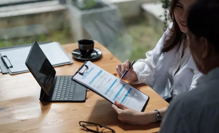 Ποιοι ευνοούνται από το νέο μίνι ασφαλιστικό 