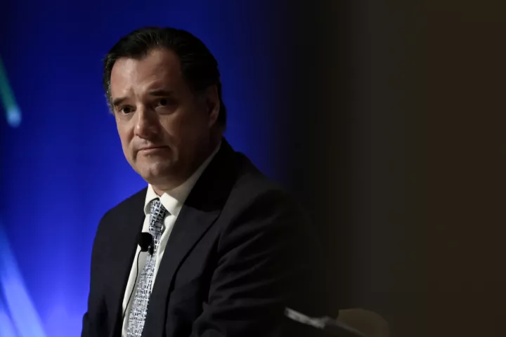 Αδ. Γεωργιάδης: Κάποτε η Αριστερά στην Ελλάδα μιλούσε για τα Δεκεμβριανά και τώρα για τη Φάρλι (vid) 
