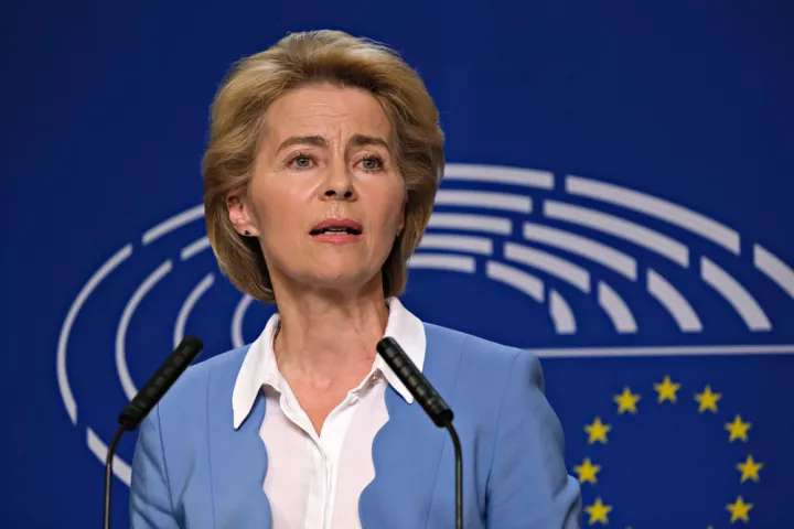 Φον ντερ Λάιεν για Ζακ Ντελόρ: Έκανε την Ευρώπη μας πιο δυνατή
