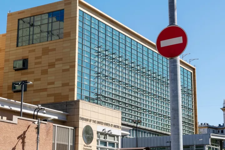 Ρωσία: Μυστήριο ο θάνατος συνεργάτη του Πούτιν - Έπεσε από το παράθυρο 