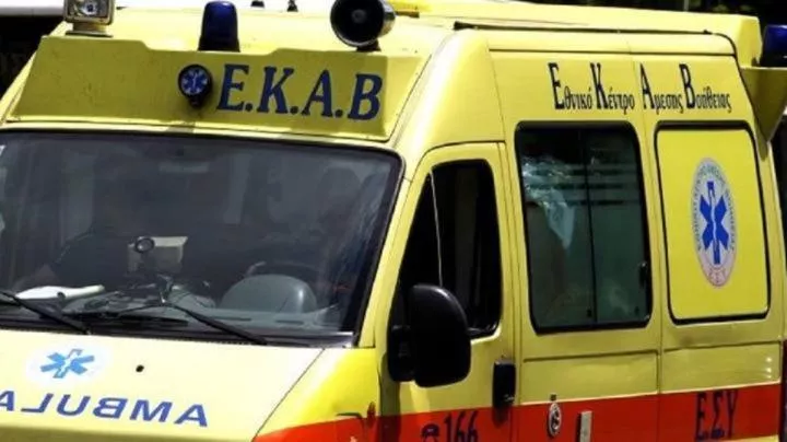 Κέρκυρα: Πτώση ΙΧ στο ποτάμι – Απεγκλωβισμός δύο ατόμων Κέρκυρα: Πτώση ΙΧ στο ποτάμι – Απεγκλωβισμός δύο ατόμων