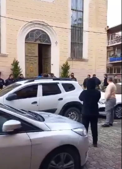 Κωνσταντινούπολη: Τουλάχιστον ένας νεκρός από πυροβολισμούς σε καθολική εκκλησία