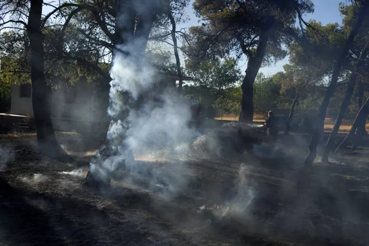 71  πυρκαγιές σε 12 ώρες σε όλη τη χώρα -  Σε επιφυλακή οι δυνάμεις Πολιτικής Προστασίας 