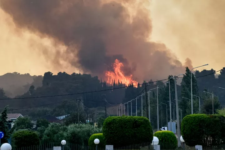 Πολύ υψηλός κίνδυνος πυρκαγιάς και σήμερα - Σε επιφυλακή η Πολιτική Προστασία