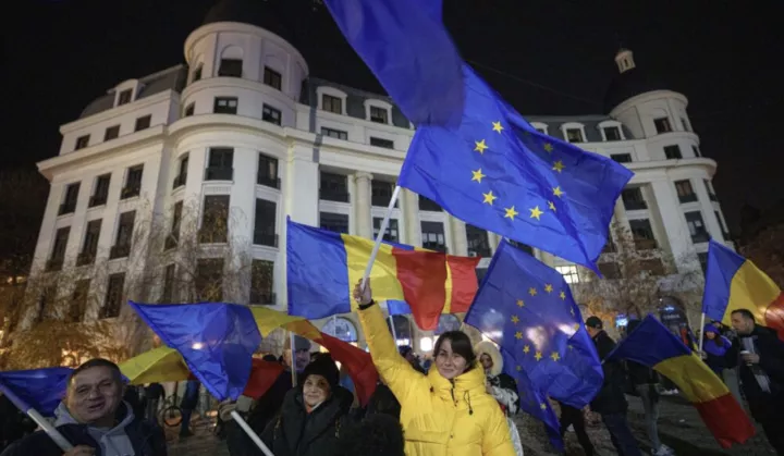 Ρουμανία: Επανάληψη των προεδρικών εκλογών - Διχασμένοι οι πολίτες