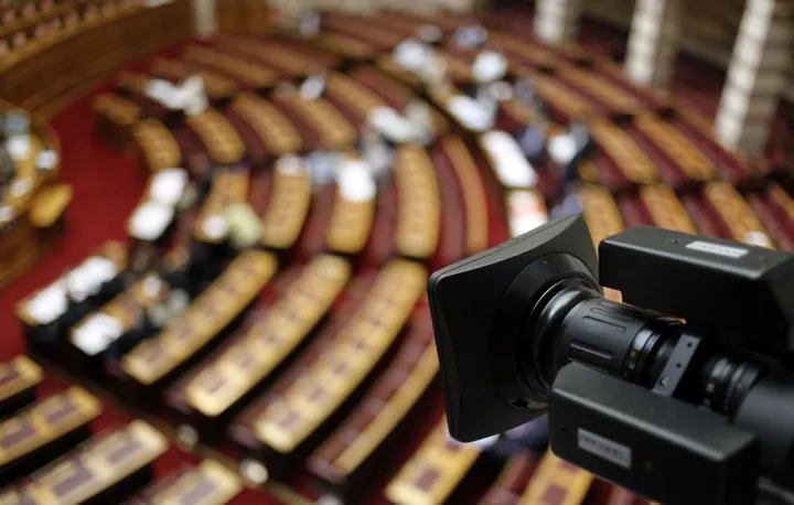 Στο 30,3% η ΝΔ - Μάχη ΠΑΣΟΚ με Πλεύση για τη δεύτερη θέση, καταρρέει ο ΣΥΡΙΖΑ