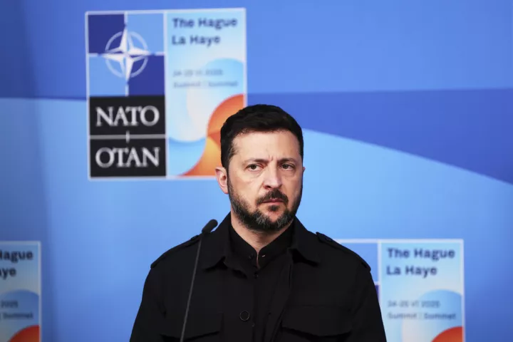 Ζελένσκι: Μακρά και η ουσιαστική η συνάντησή μου με τον Τραμπ