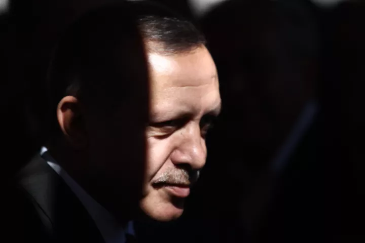 Κλείνει το «παράθυρο» διαλόγου με την Άγκυρα;