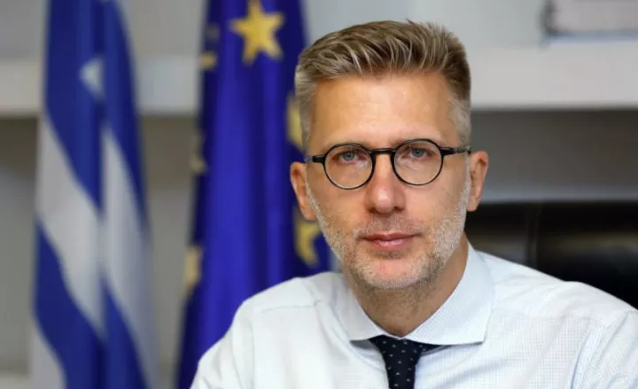 Να μετατρέψουμε τις κρίσεις σε ευκαιρίες για ριζικές αλλαγές