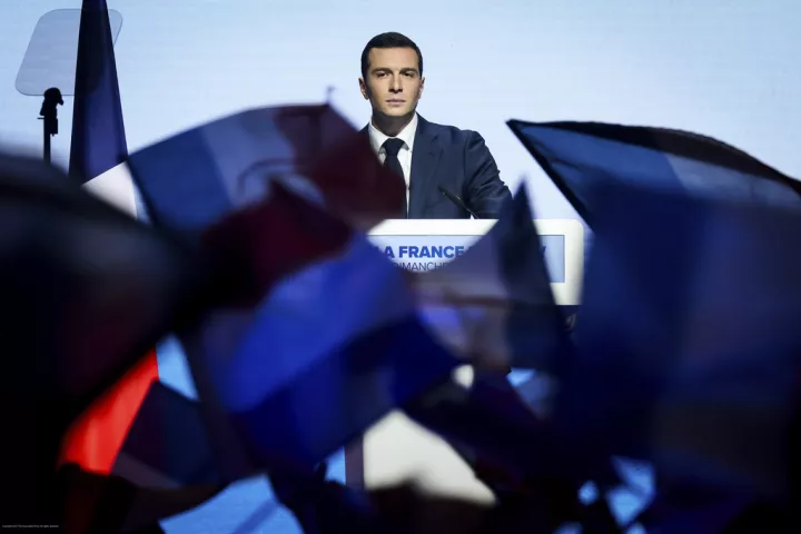 Γαλλία: Έφοδος της αστυνομίας στα κεντρικά γραφεία του RN - Για «παρενόχληση» μιλά ο Μπαρντελά