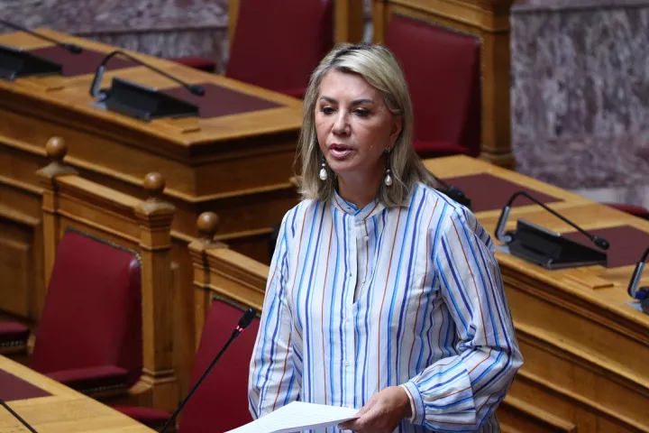 Ξεκίνησε η δίκη του δημοσιογράφου που φέρεται ότι εκβίαζε τη Ζέττα Μακρή