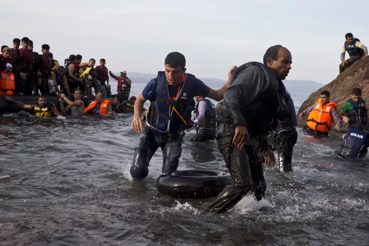 Μεταναστευτικό: Η στήριξη της Ευρώπης και το ξεκάθαρο μήνυμα της κυβέρνησης στους διακινητές