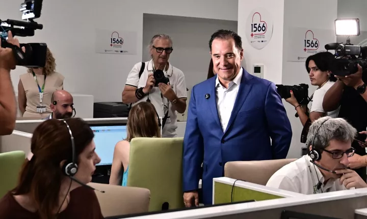 Αδ. Γεωργιάδης για 1566: Kαταργούμε από σήμερα πάνω από 100 τηλεφωνικές γραμμές, πλέον είναι μία