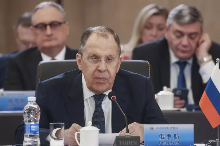 Λαβρόφ: Θέλουμε να καταλάβουμε τι εννοεί ο Τραμπ με τις 50 ημέρες - Δέχεται πιέσεις από ΕΕ και ΝΑΤΟ