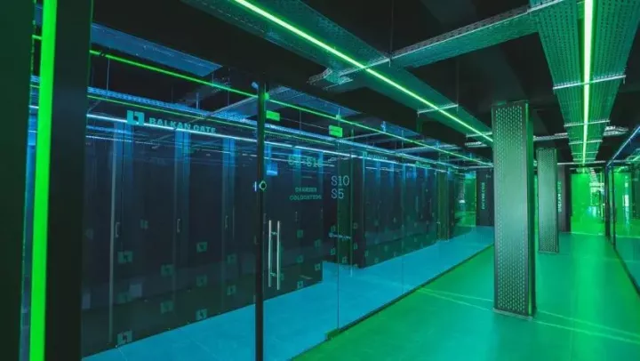 Πώς η Θεσσαλονίκη μετατρέπεται σε data hub της Κεντροανατολικής Ευρώπης – Ο ρόλος της Lancom και οι νέες επενδύσεις