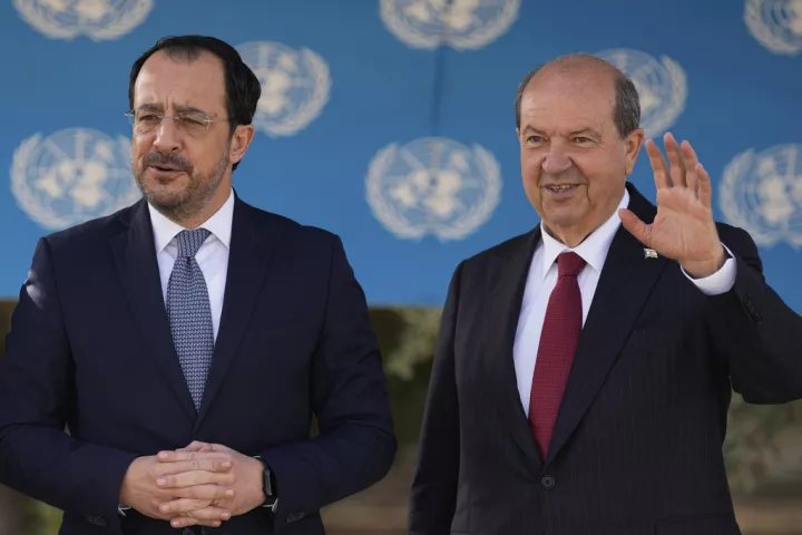 Κυπριακό: Ξεκινά σήμερα η άτυπη συνάντηση - Παρών και ο Φιντάν
