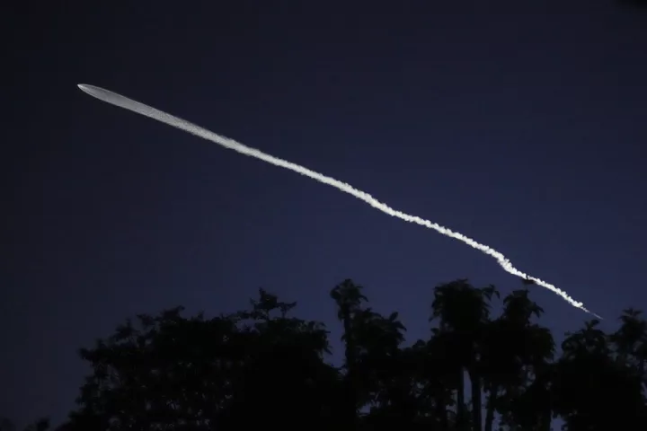 H SpaceX συνεργάζεται με την Amazon για εκτόξευση 24 δορυφόρων 