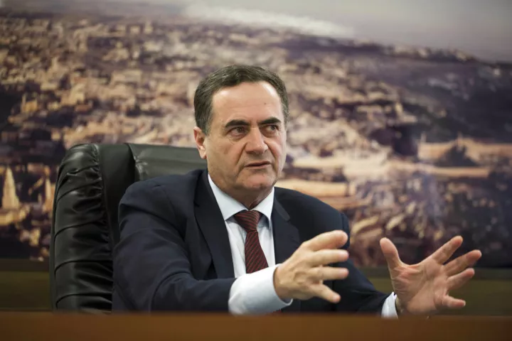 Κατς: Προειδοποιεί τη Συρία για «επώδυνα πλήγματα»