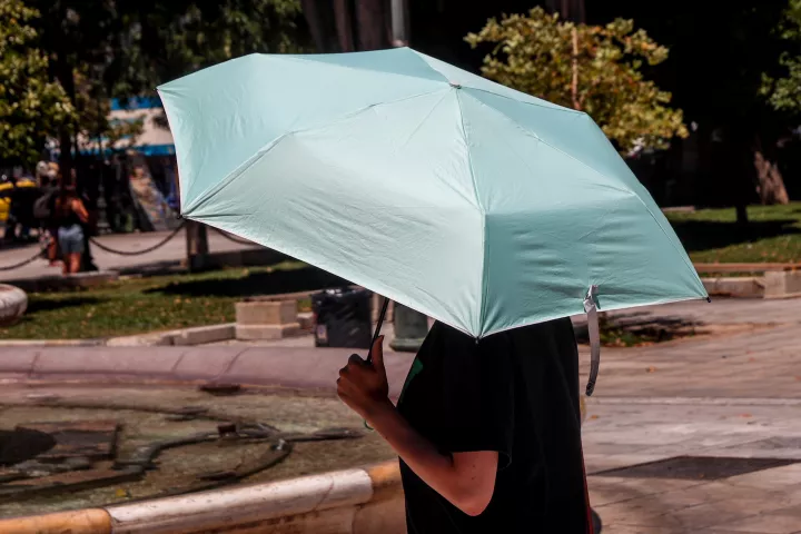 Στους 40,5 °C η μέγιστη θερμοκρασία στην Πελοπόννησο - Πάνω από 37 °C σε 46 περιοχές