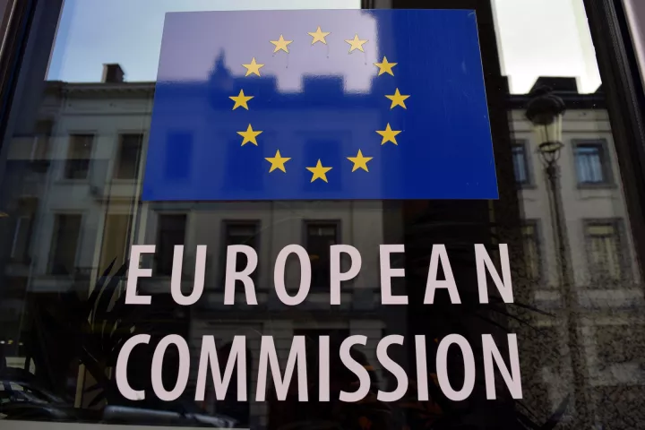 Η Επιτροπή της ΕΕ προτείνει επταετή προϋπολογισμό ύψους 2 τρισ. ευρώ