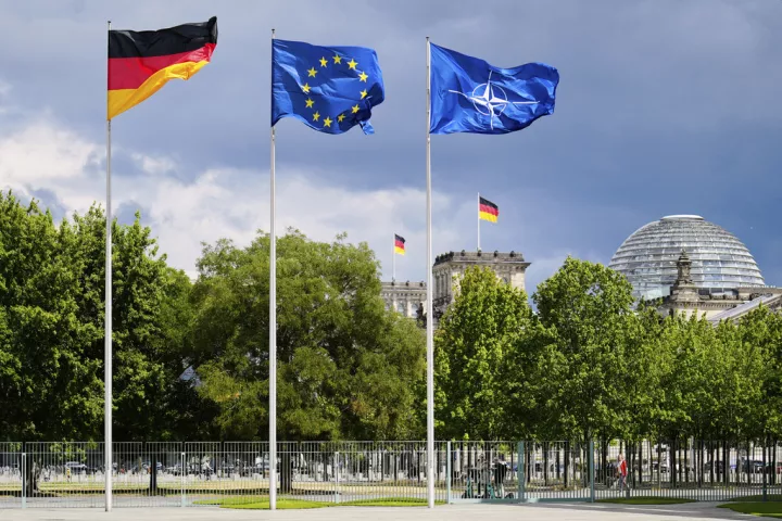 NATO: Η Ρωσία θα παραμείνει απειλή - Σε εξέλιξη οι προετοιμασίες για την παράδοση των Patriot στην Ουκρανία