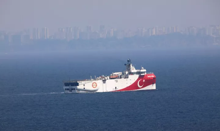 Ο Ερντογάν αγόρασε δυο γεωτρύπανα, το ένα για Λιβύη - «Φαντασιώνεται ηγεμονία στη Μεσόγειο» λέει η Daily Sabah