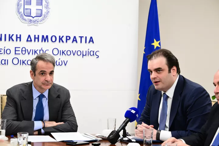 Στο 1,5 δισ. ευρώ το πακέτο της ΔΕΘ - Τον Σεπτέμβριο η ρύθμιση για τα δάνεια σε ελβετικό φράγκο